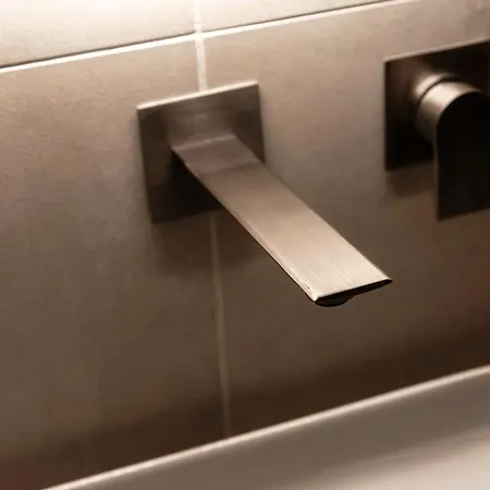 Floristeria By Quokka 360 - A Stone's Throw From The Walled Of